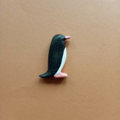Wooden pinguin
